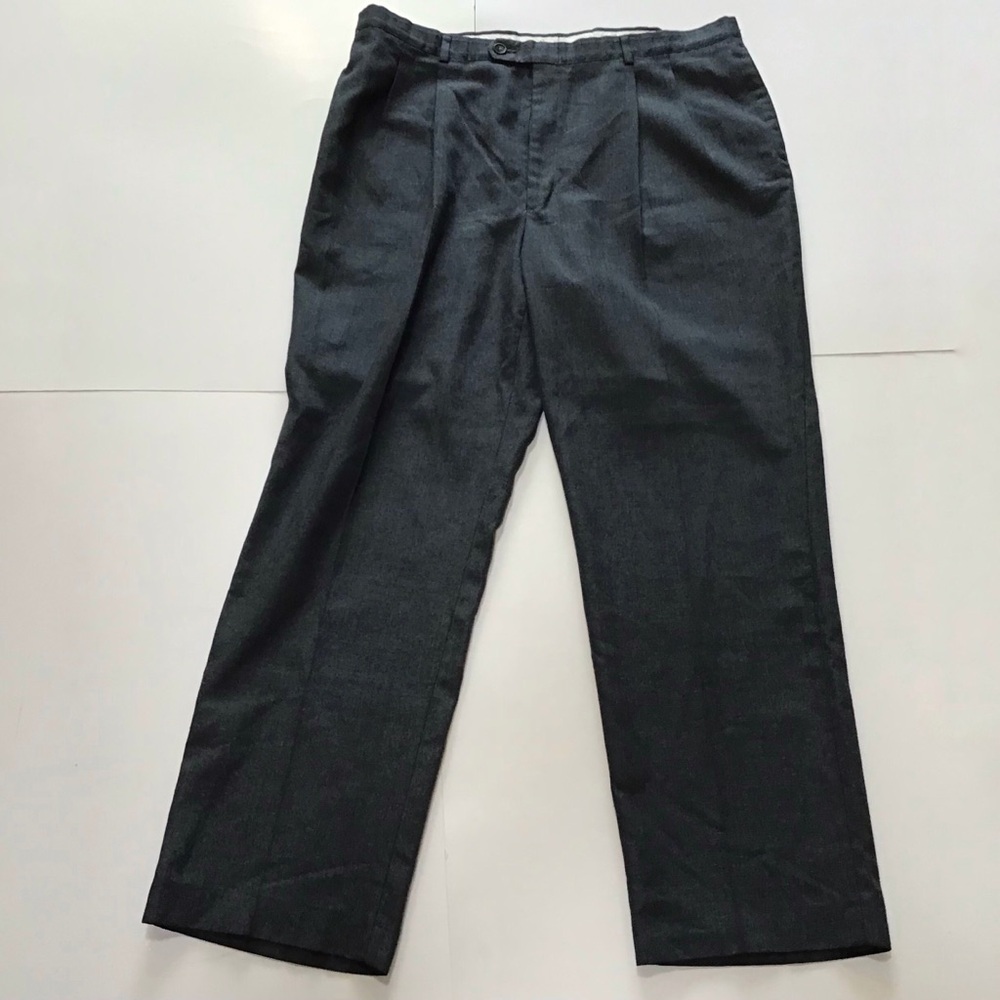 Gallery By Haggar Vintage Trousers Dress Pants Gray Pleated Slacks Size 38 X 30